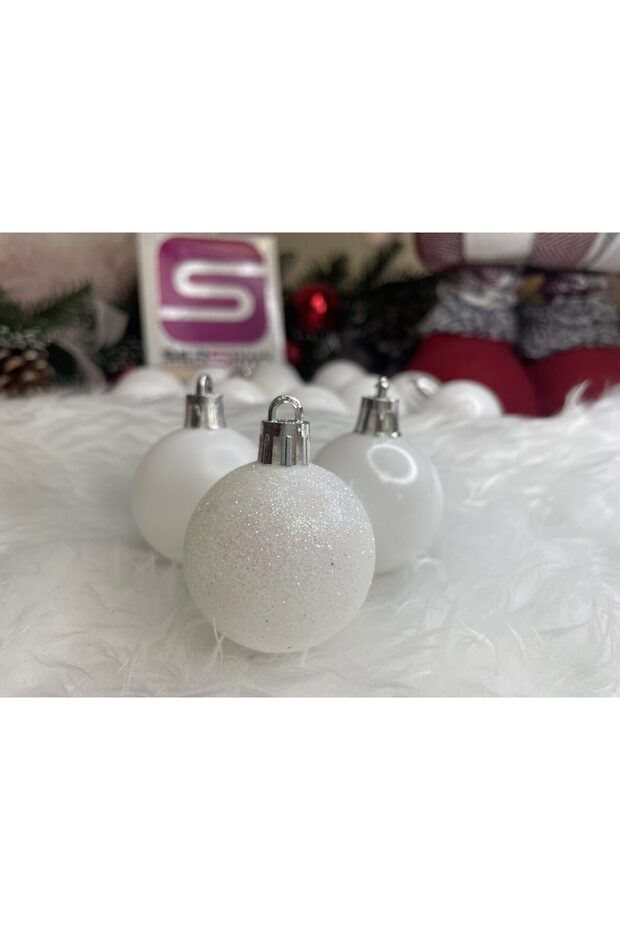 Коледна украса - Бяло - 17