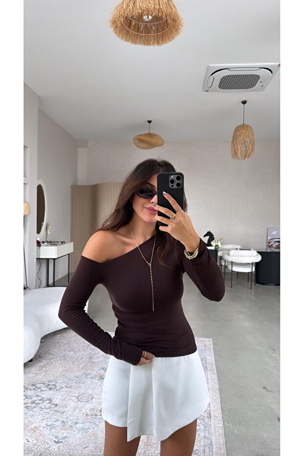 Brown Imported Modal Fabric Off-The-Shoulder Blouse