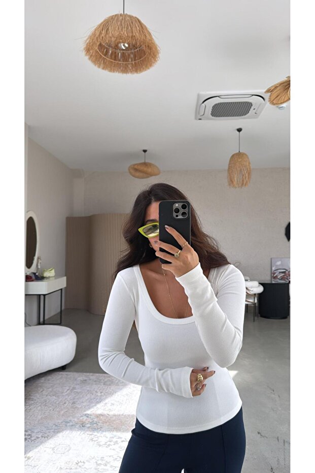 قميص أبيض بياقة بيضاوية وأكمام طويلة من ريبانا بيس - 2