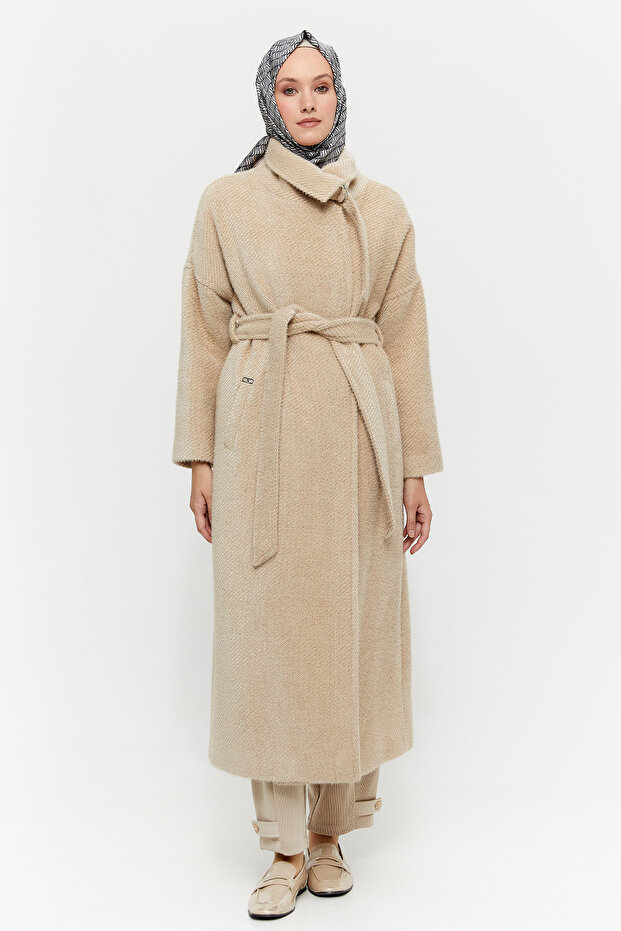 Mendil Yakalı Düğmeli Manto - 2