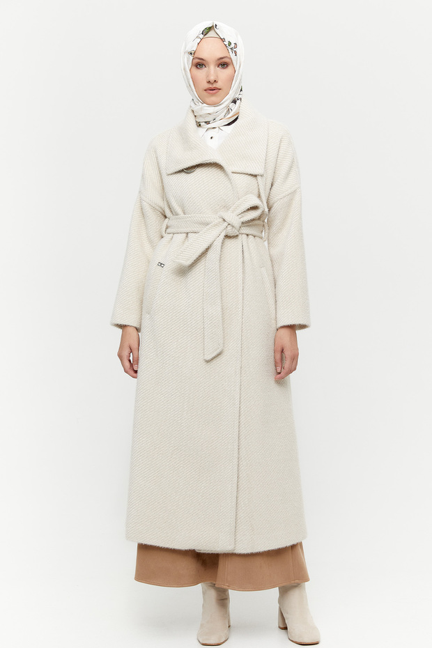 Mendil Yakalı Düğmeli Manto - 1