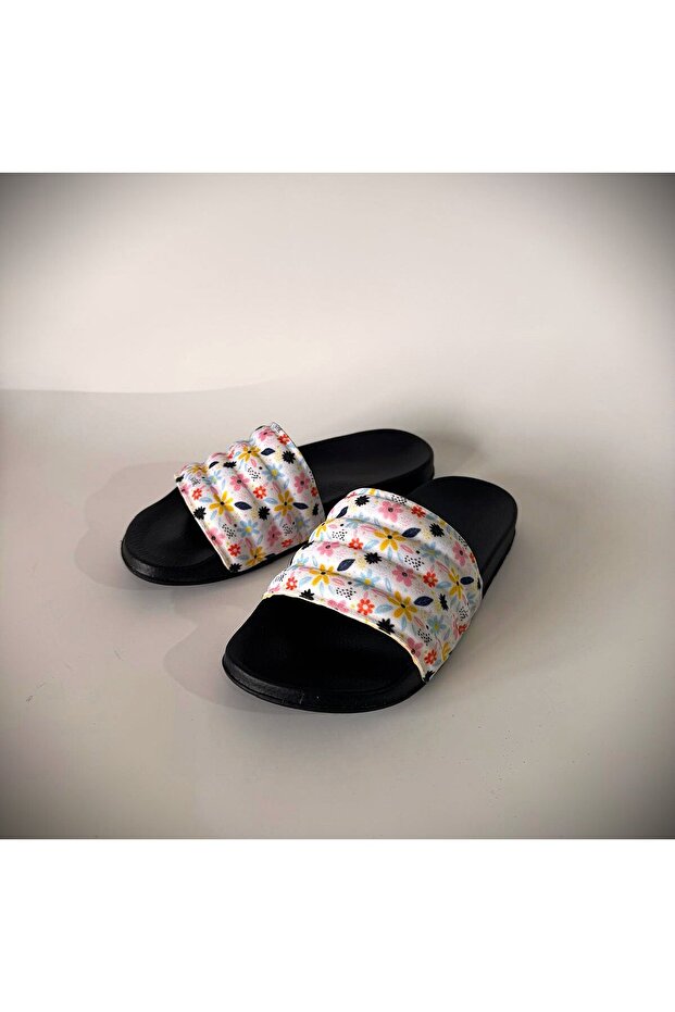 Patterned Children's Slippers - 2