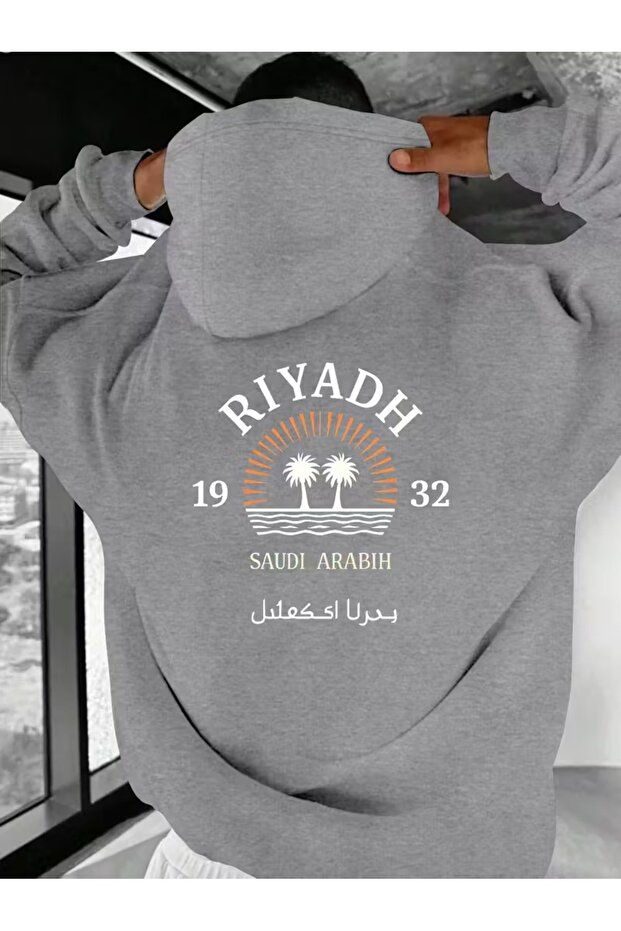 سترة رياضية رجالية مطبوعة بتصميم سعودي فضفاضة