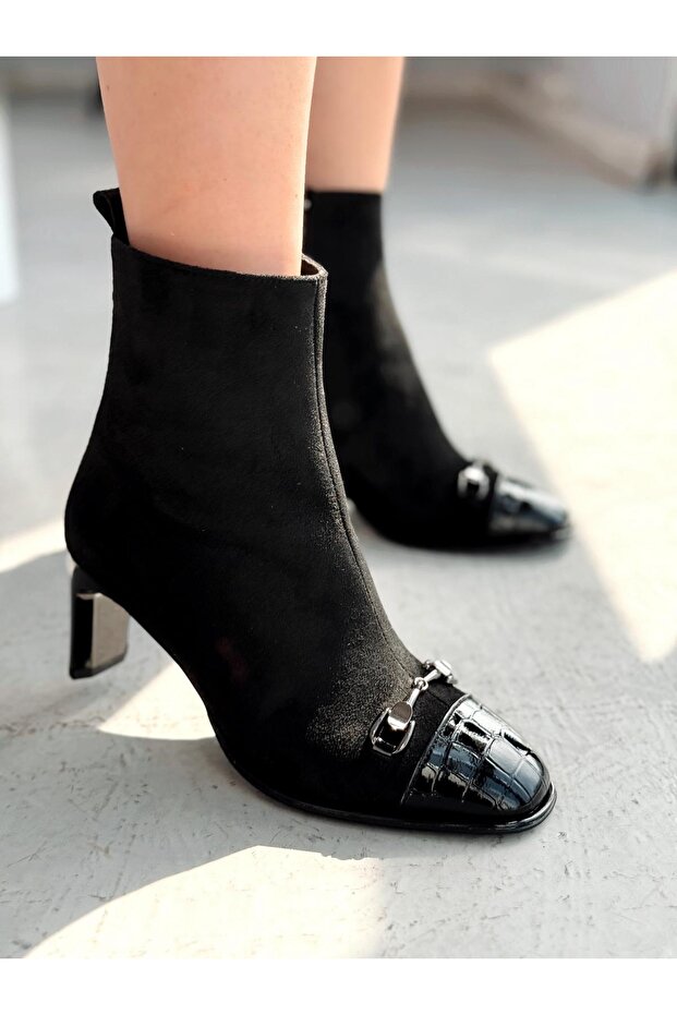 Önden Aksesuarlı Bot - 2