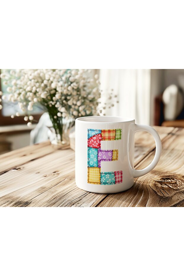كوب بتصميم حرف E مع رقع ملونة - كوب بنمط بوهيمي مرقع - هدية عرقية - 3