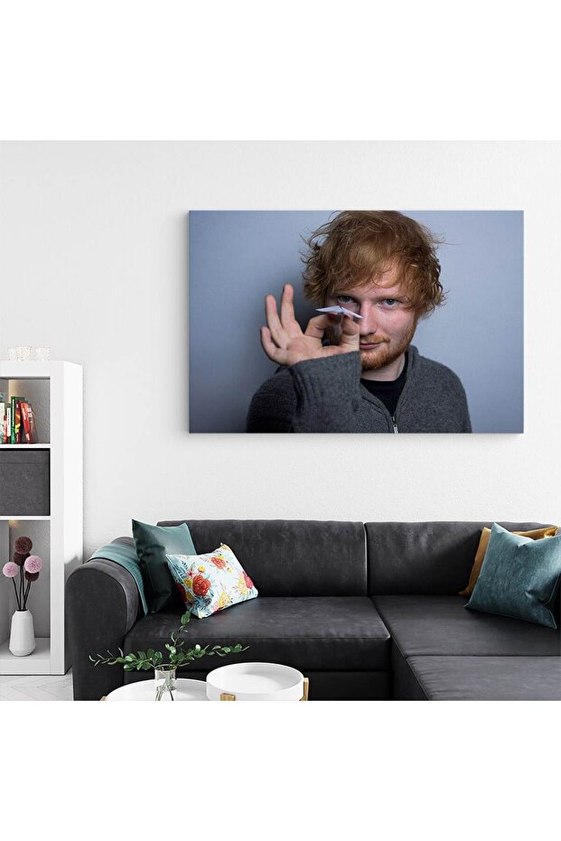 Ed Sheeran singer, code 2407 - 4