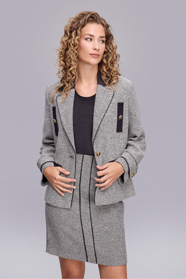 667 جاكيت أسود منقوش باللونين الأبيض والأسود - 4