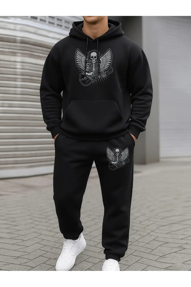 Oversized Men's Hoodie Set with Winged Skull Pattern
