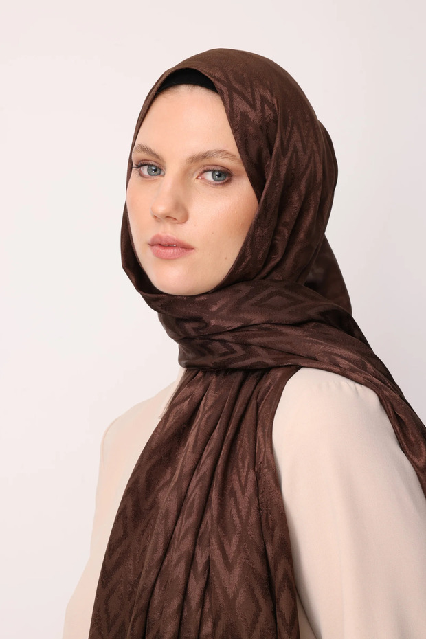 Tile Pattern Shiny Jacquard Shawl - 7