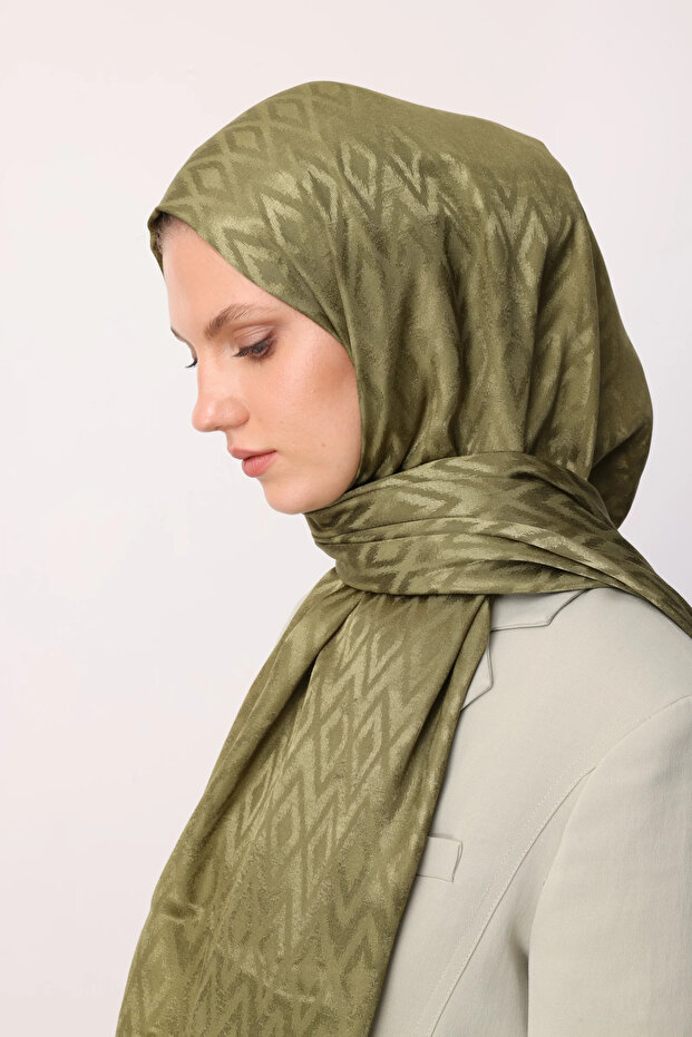 Tile Pattern Shiny Jacquard Shawl - 2