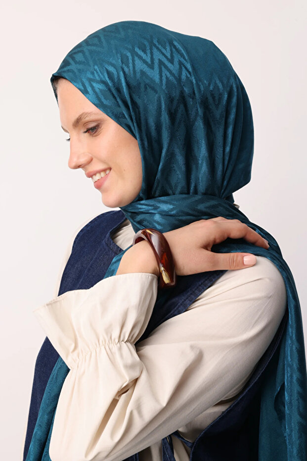 Tile Pattern Shiny Jacquard Shawl - 5