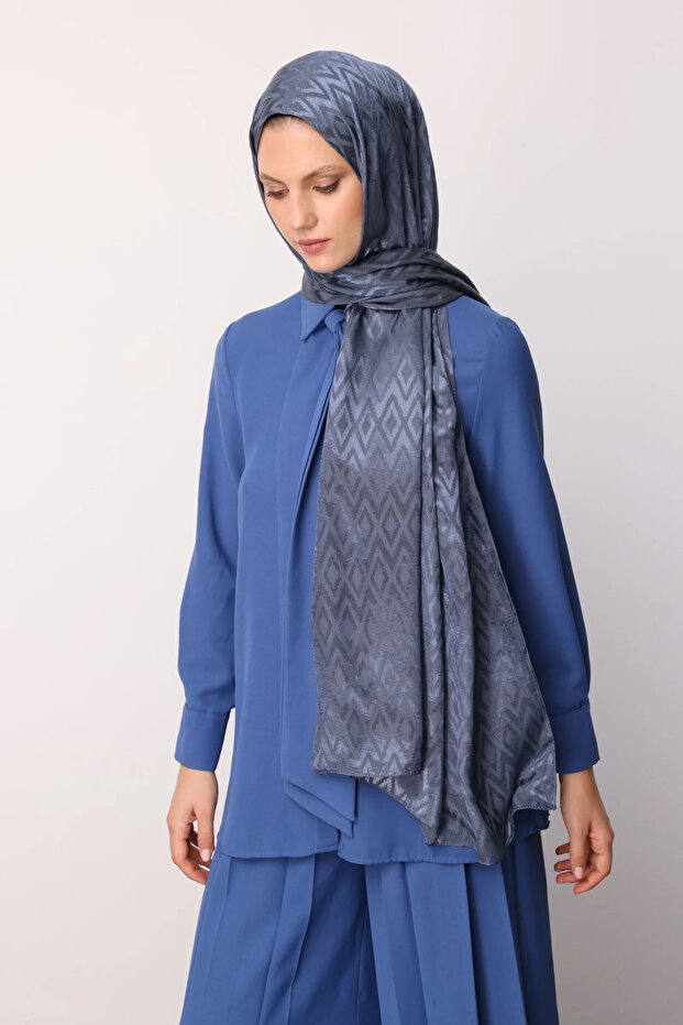 Tile Pattern Shiny Jacquard Shawl - 3