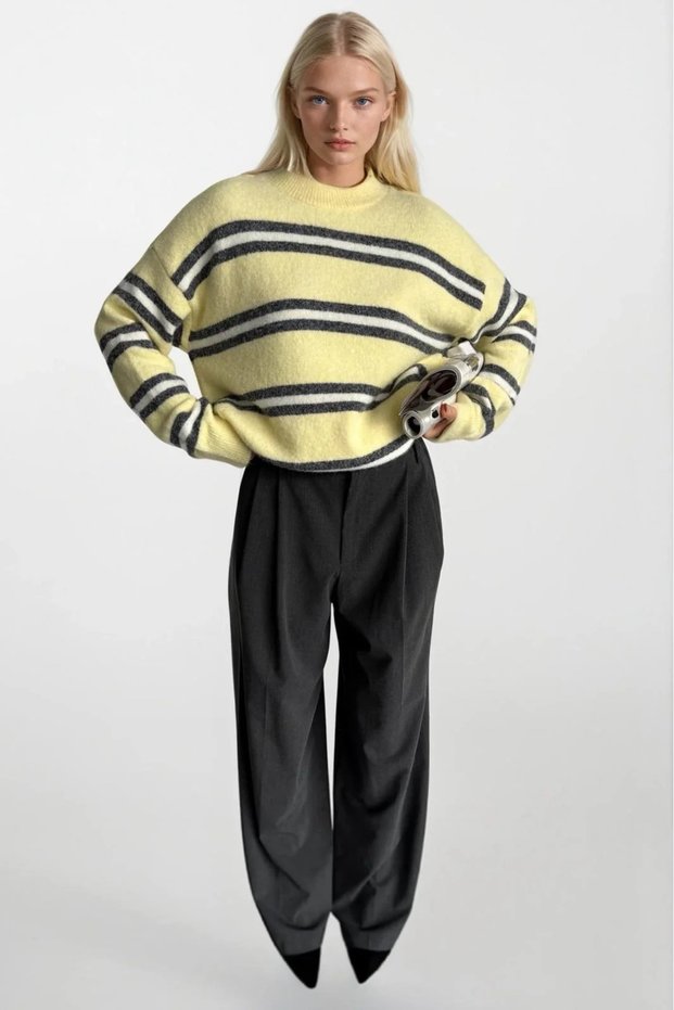 New Season Crew Neck Striped Oversize Women's Knitwear Sweater 52116019