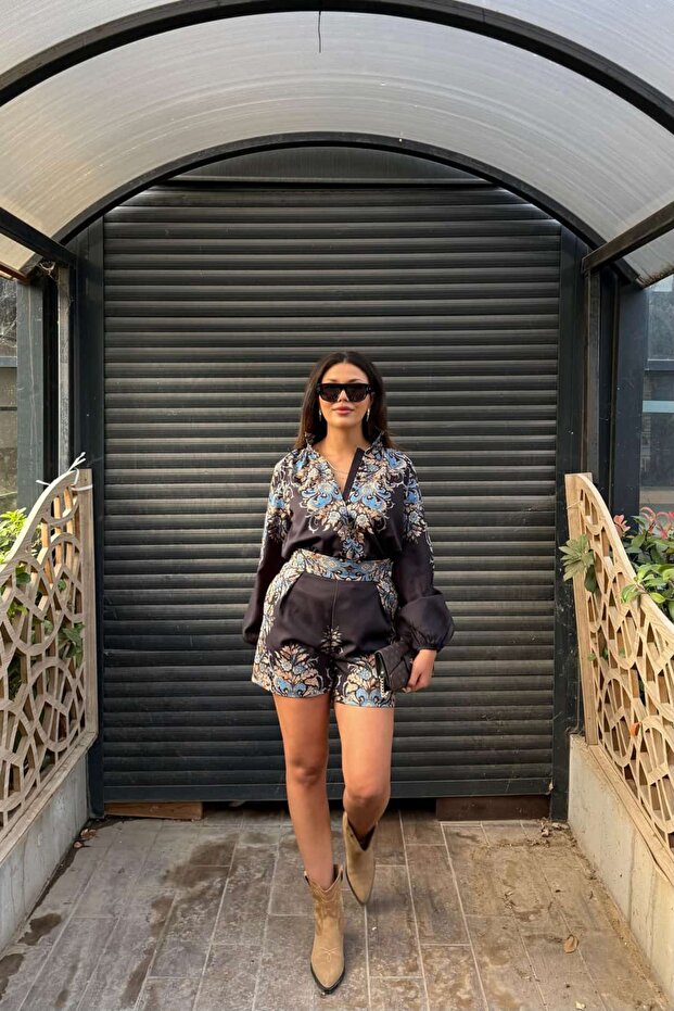 طقم ساتان منقوش على الطراز الباروكي - 2