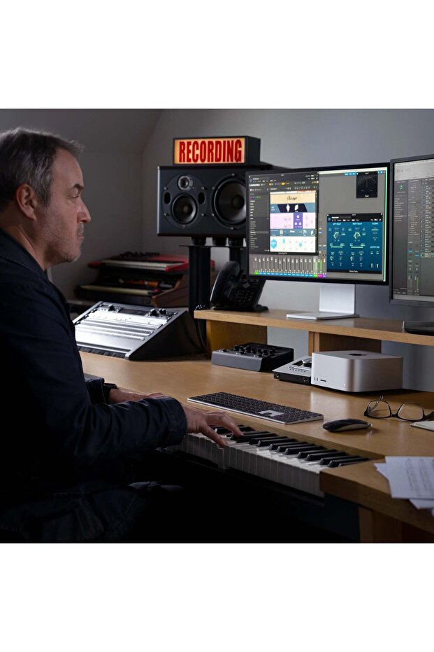 Mac Studio, M3 Ultra processor, 28 cores CPU and 60 cores GPU, 96GB, 1TB - 7