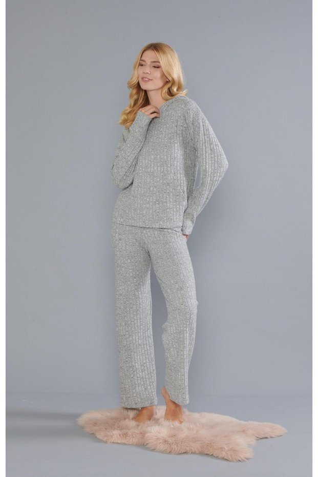 Women's Winter Long Sleeve Pajama Set - Soft Textured 09-268