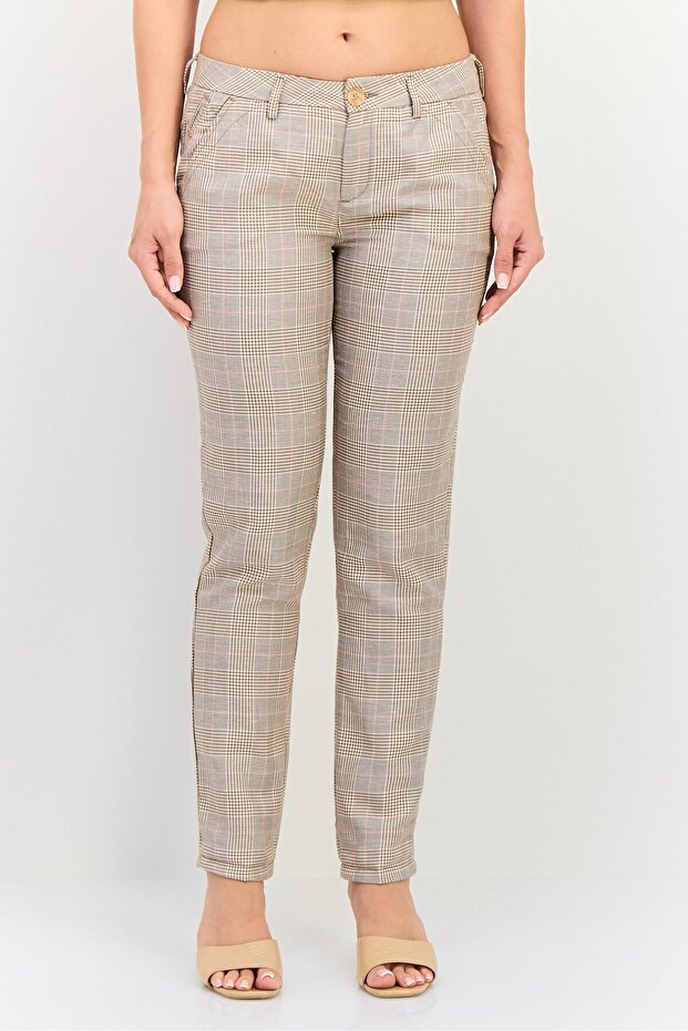 Women Regular Fit Checkered Chino Pants, Multicolor