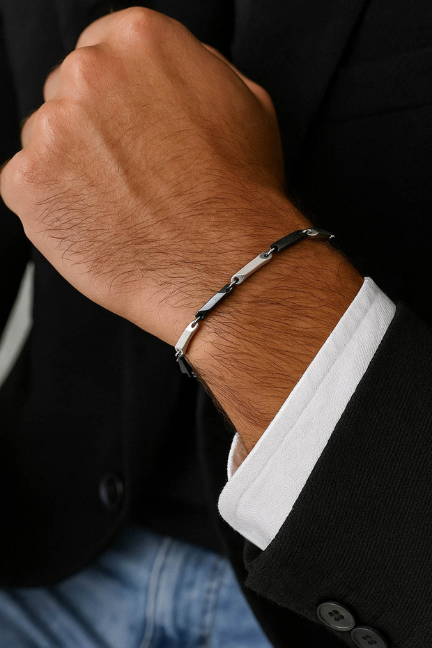 Men's Stainless Steel Prism Chain Bracelet (Black-Silver Color)