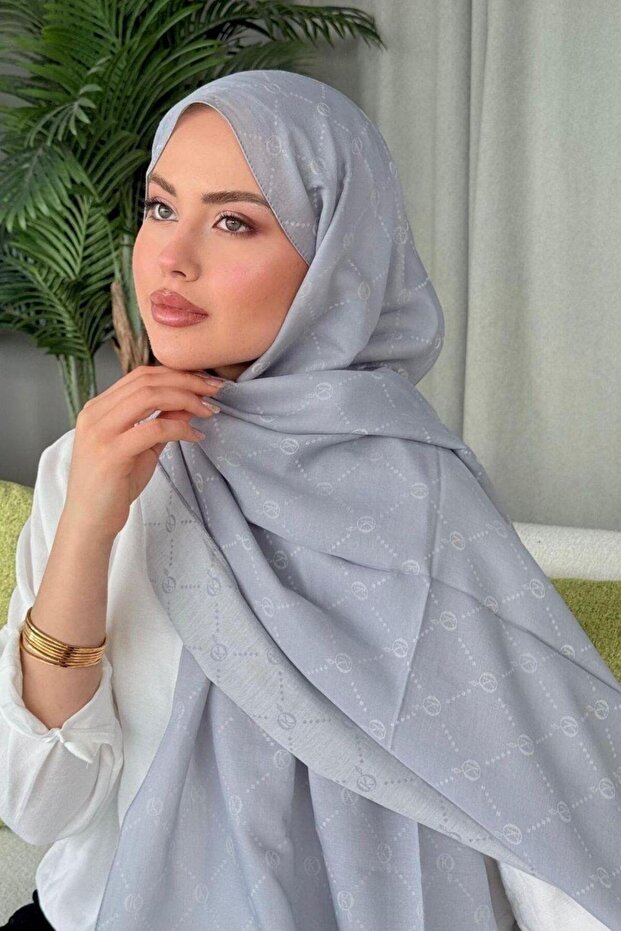 شال بنمط نسيم الصيف باللون الرمادي - 1