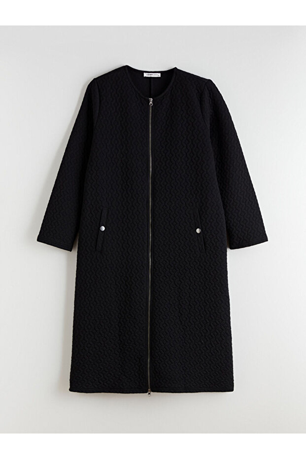 LCW GraceSiyah Bisiklet Yaka Fermuarlı Tesettür Kap - 1