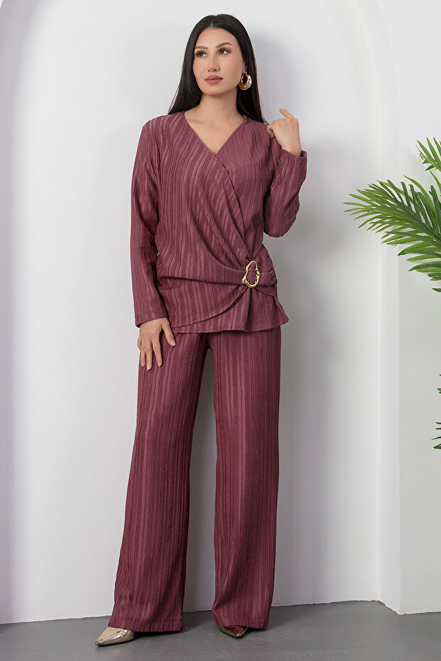 طقم مكون من قطعتين بياقة مزدوجة ومشبك D-82 - 6