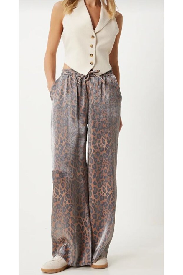 بنطلون من الساتان بنمط ليوبارد - 1