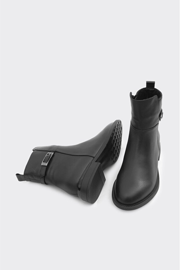 Hakiki Deri Kadın Bot - 4