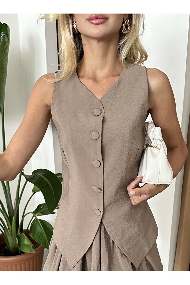 Brown Buttoned Vest - 1