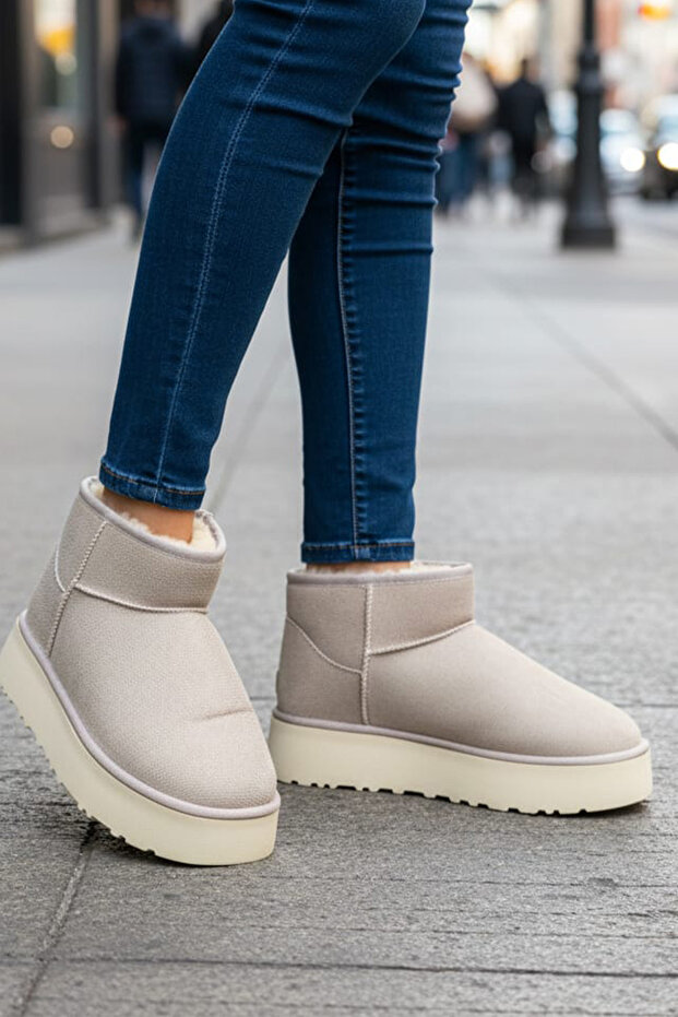 Kadın Mini Süet İçi Kürklü Yumuşak Yarım Bot Kalın Taban Süet Kalın Taban Kadın Bot - 2