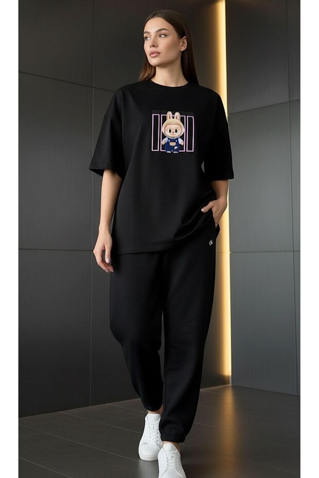 Women's Tshirt Pants Set - Printed