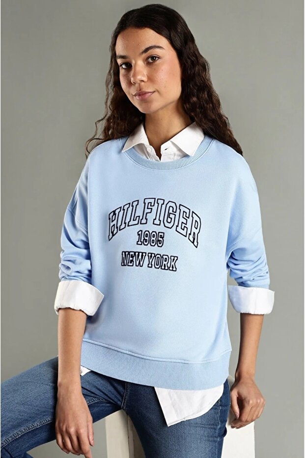 Relaxed Cut Woven Logo Sweatshirt
