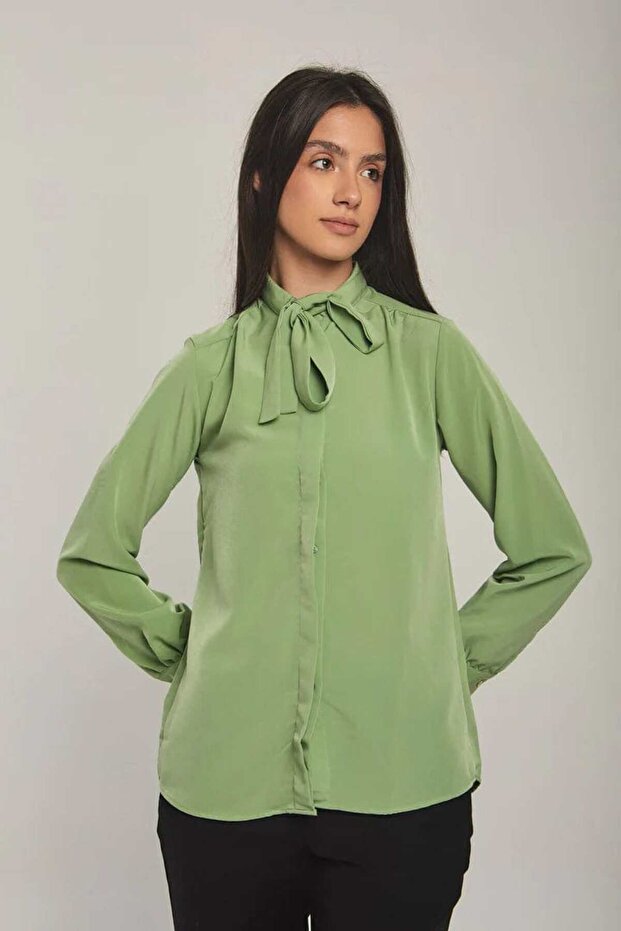 بلوزة صلبة برباط أمامي - 4