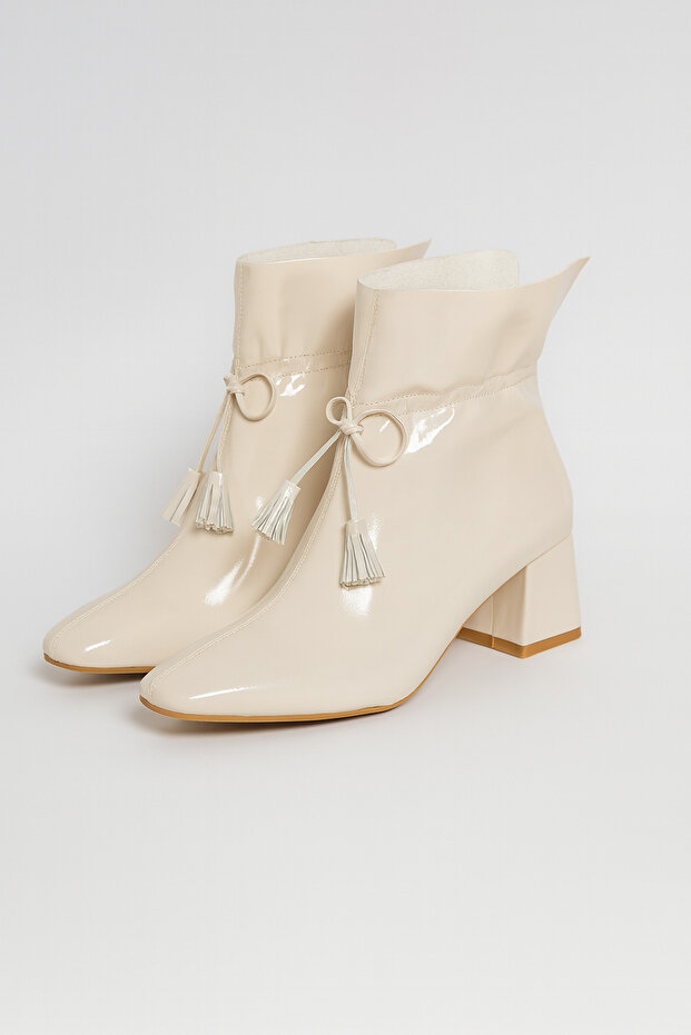 Krem Kadın Püskül Detaylı Rugan Bot&Bootie 5,5CM BYNDPUSBT01 - 5