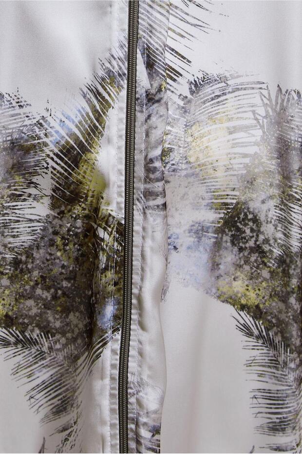 44571 نموذج سترة من الشيفون الساتان منقوشة - 4