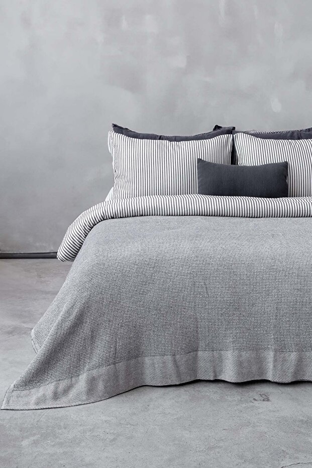 Pergamon Wool Textured Bedspread Gray 200X220 cm