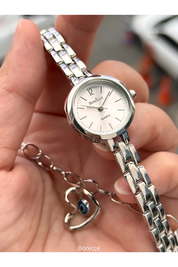 Bonicce Özel Hediyelik Kutuda Minimal Kasa (ÇAP 20MM)vintage Metal Kordon Gümüş Renk Kadın Kol Saati