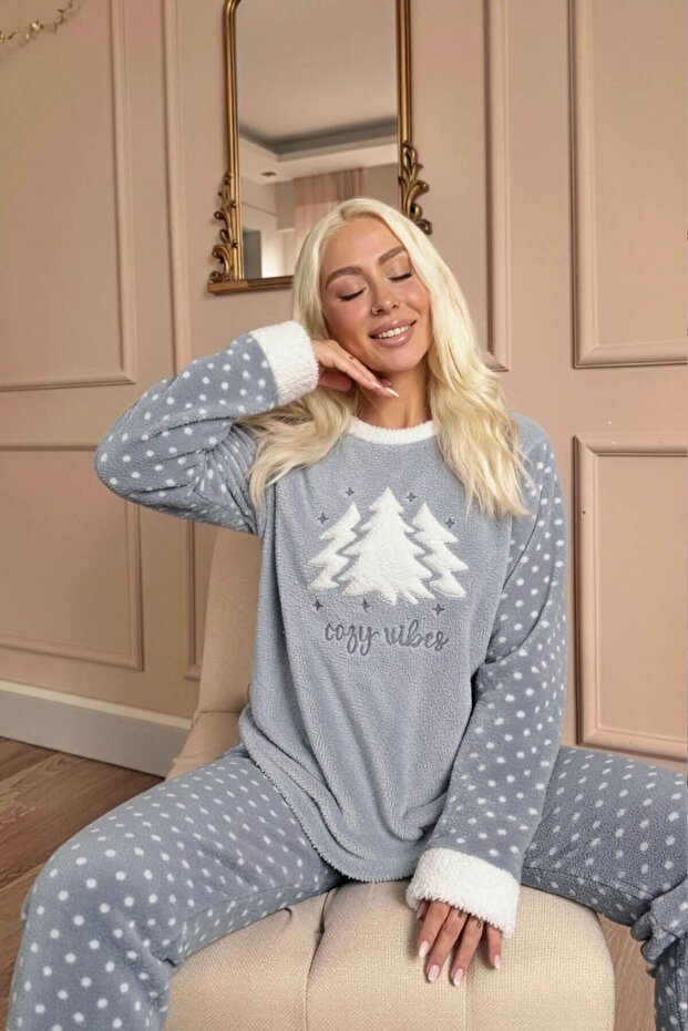 Gri Pine Tree Desenli Kadın Peluş Pijama Takımı - 2