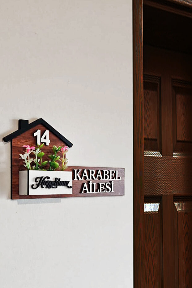 Kişiye özel çiçekli ahşap kapı numarası Kapı süsü – Çiçekli Kapı Süsü - 1