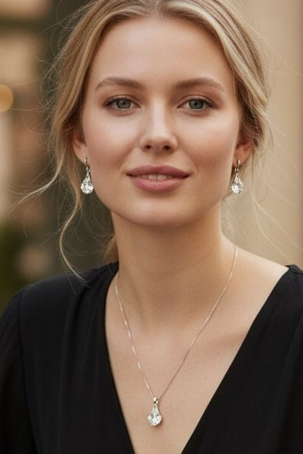 🌟 Zet Style – “Luna's Tear – Moon's Tear Sparkle Set” Jewelry Set - Necklace - Earrings