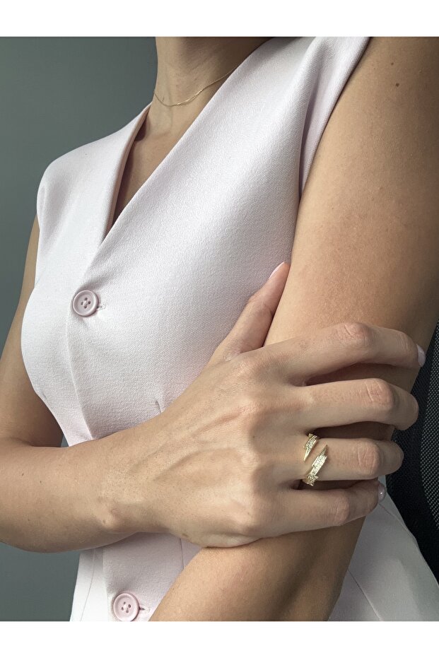 خاتم موديل شيمشيك مرصع بحجر الزركون - 2