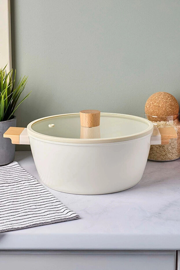 Cookwood Beige Induction Base Ceramic Deep Pot with Wooden Handle and Lid 24 cm