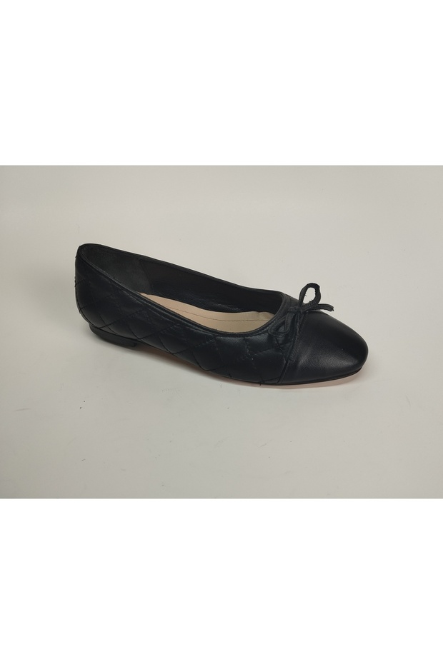 Women's Genuine Leather Black Quilted Ballerinas