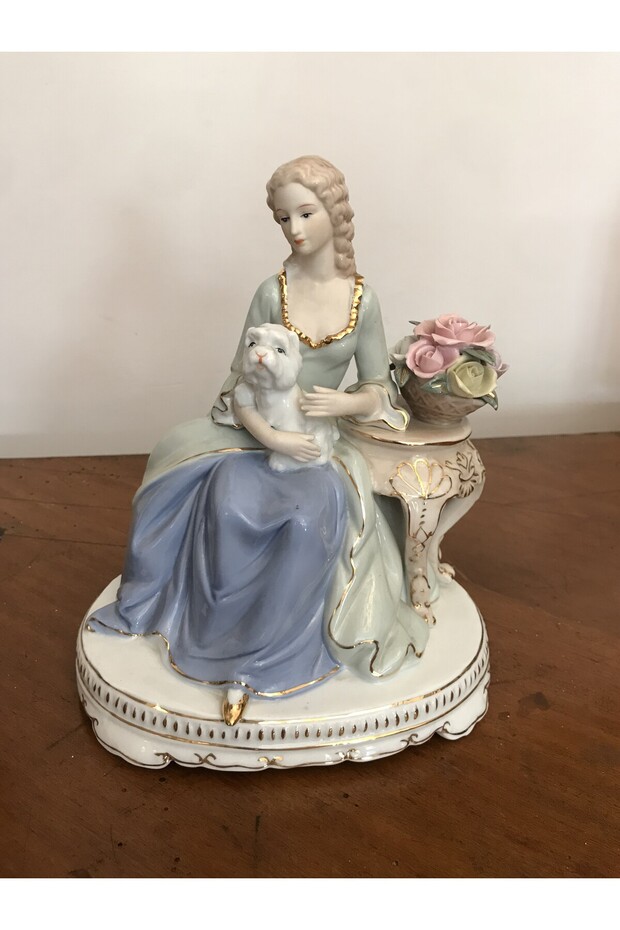 Biblo Köpekli Kız - 3