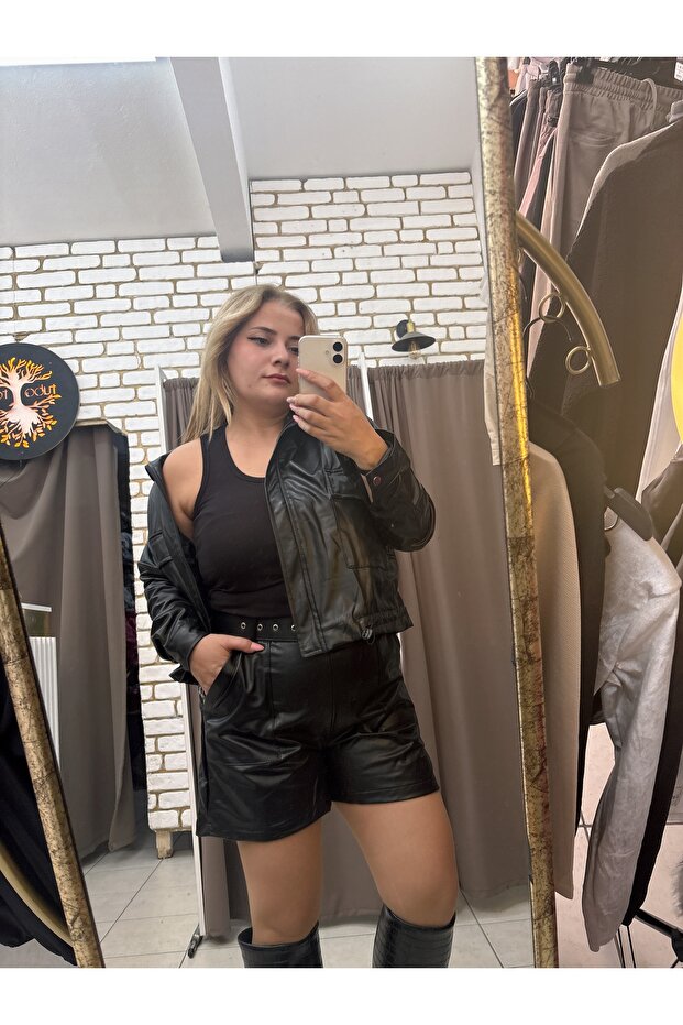 KEMERLİ DERİ ŞORT - 4