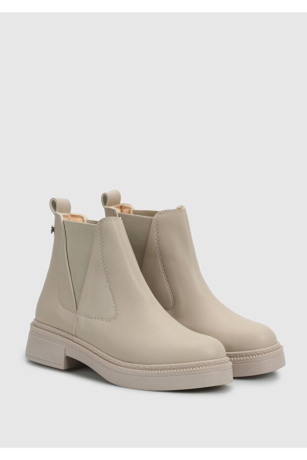 Bej Kadın Bot - 2