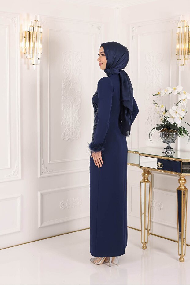 Krep İşlemeli ve Kol Tüy Detaylı Abiye 08 - 3