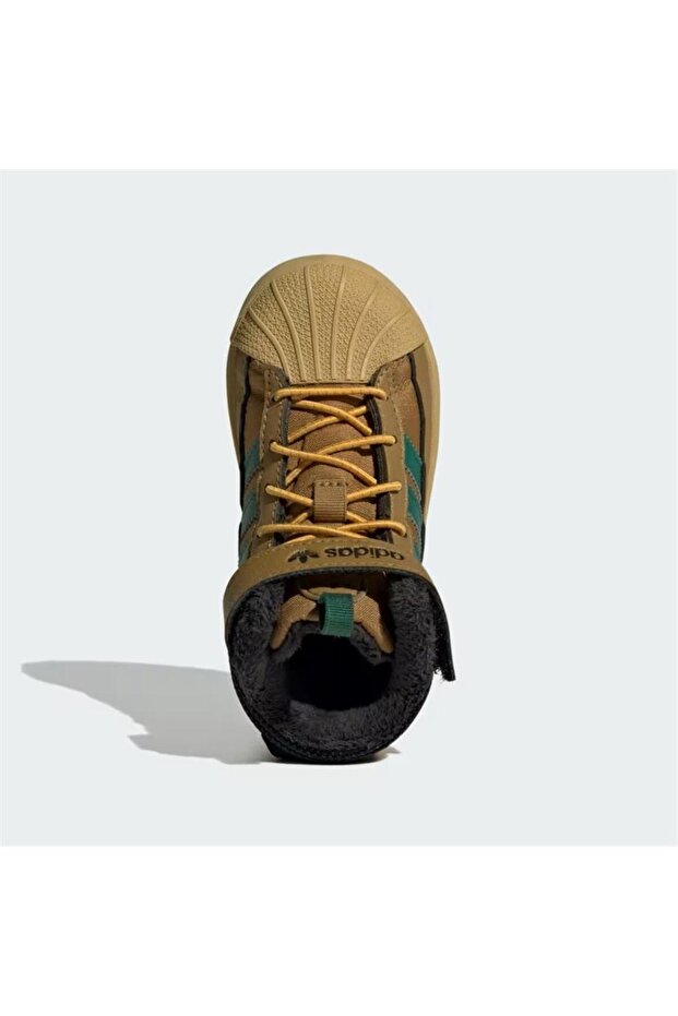 SUPERSTAR WINTER TREK I - 2