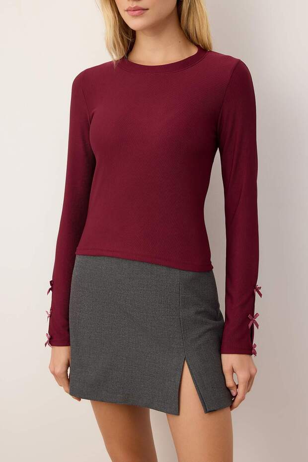 Bordo Esnek Vücuda Oturan Kolları Fiyonk Detaylı Esnek Örme Bluz TWOAW26BZ00304 - 3