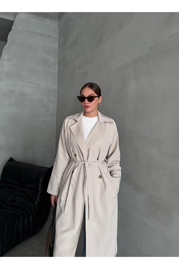Kremowy, drapowany, długi płaszcz typu trencz bez podszewki - 6