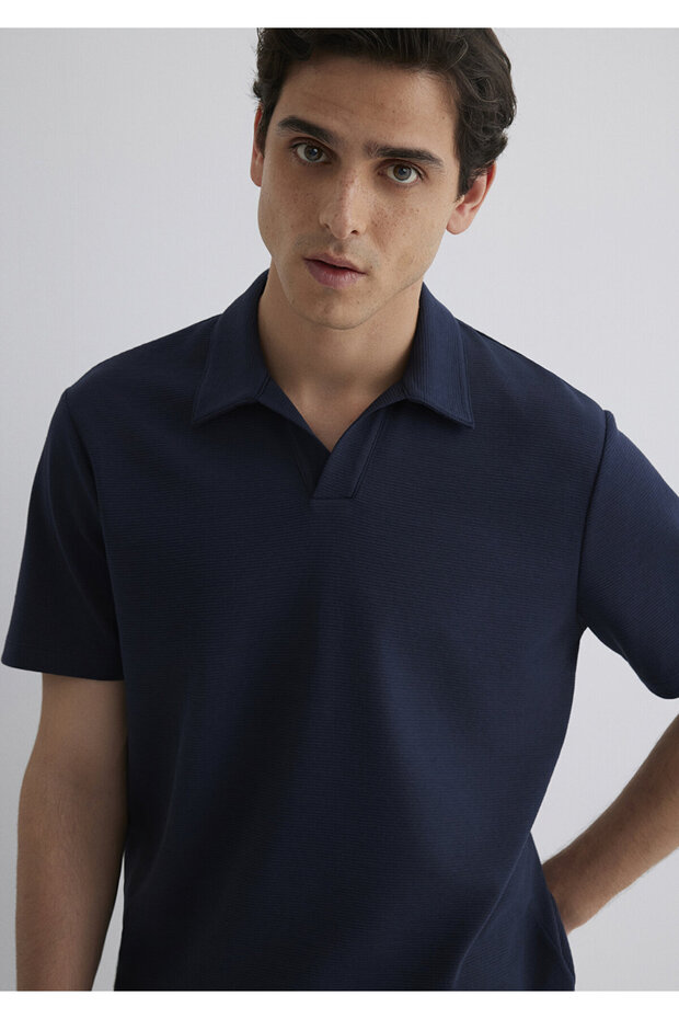 Men's Navy Blue M0612618-70490 T-Shirt